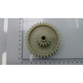 Шестерня средняя мясорубки STEBA D-73/30mm