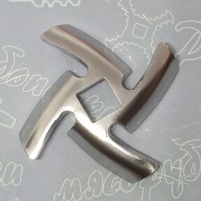 Нож мясорубки BRAUN оригинал #5 - квадрат 8.6x8.6mm